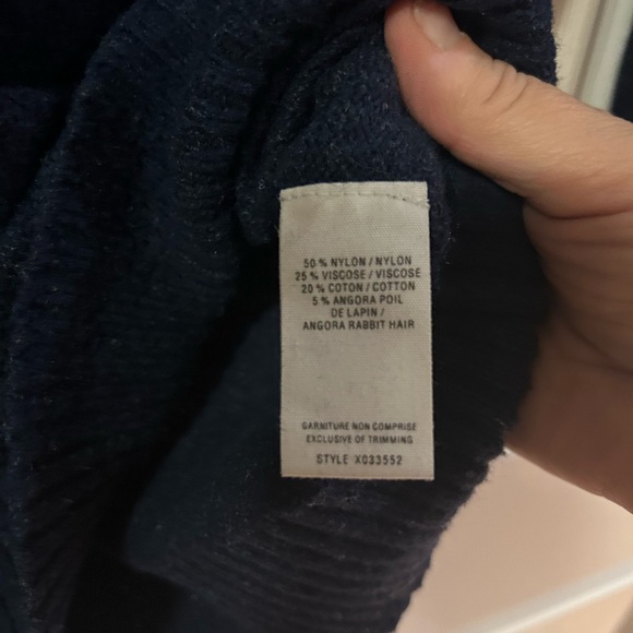 Women’s Jacob extra small sweater - Picture 3 of 3